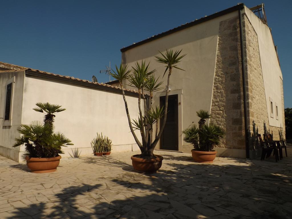 Vila Lebaronie Scicli Exteriér fotografie
